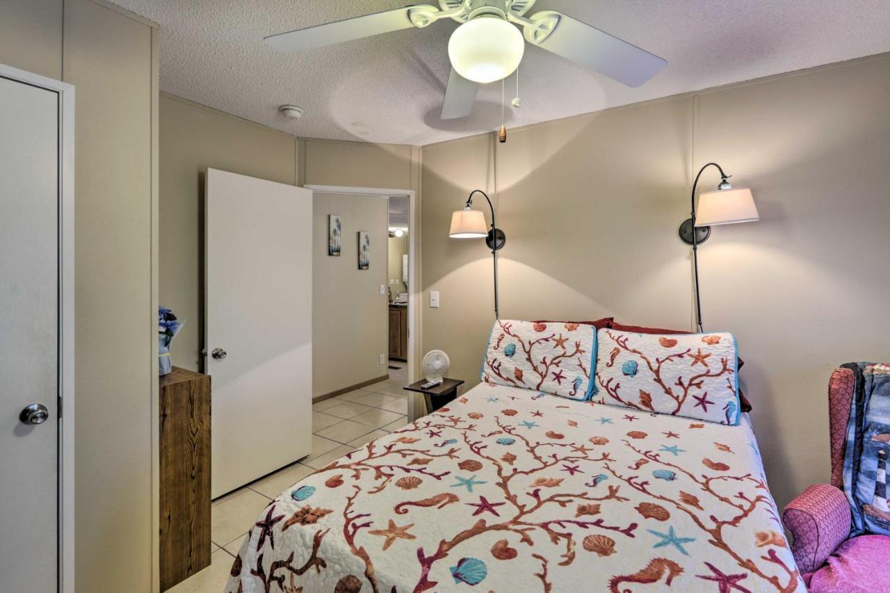 Keaton Beach Escape With Hot Tub 2 Mi To Shore Perry Exterior foto